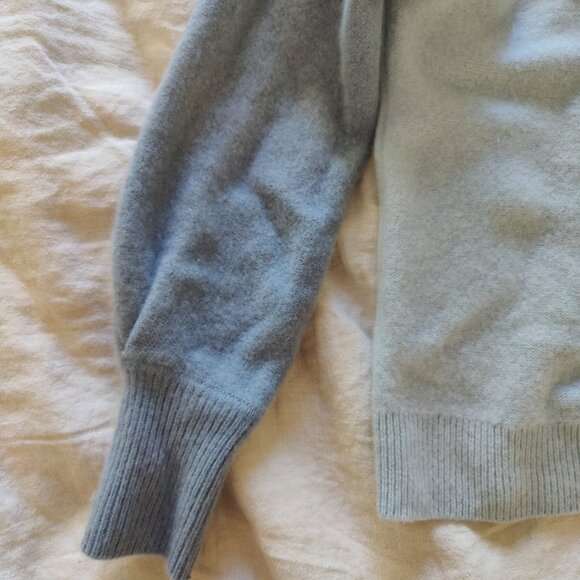 CLUB MONACO cashmere sweater - Picture 2 of 4